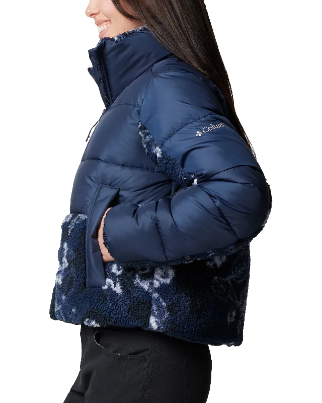 Leadbetter Point II Print Sherpa Hybrid Jacket in Collegiate Navy & Collegiate Navy Shadowvines