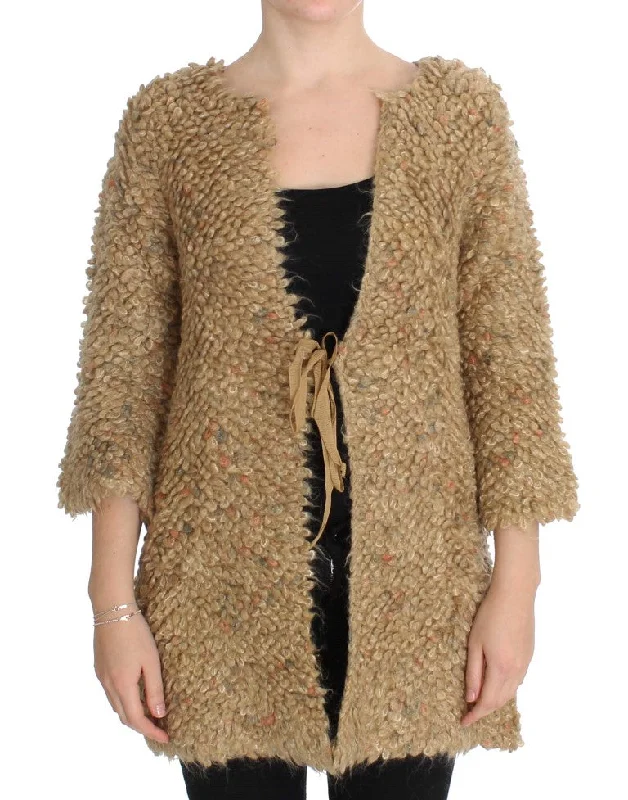 Elegant Beige Sweatercoat Cape