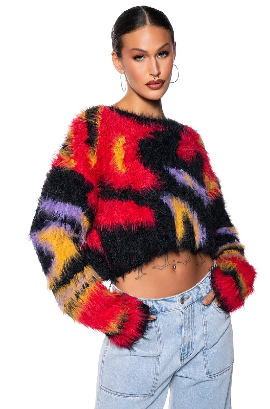 FULL OF CONFIDENCE CROPPED FUZZY SWEATER