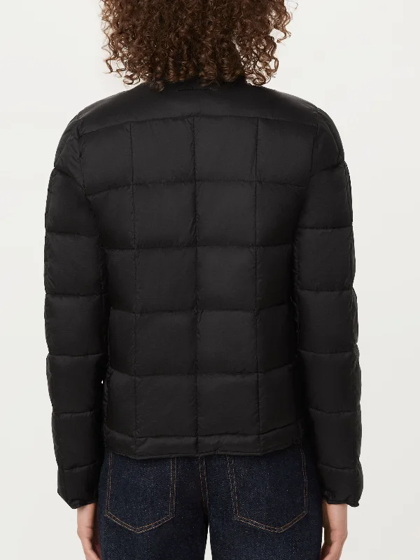 The Aero Packable Puffer Jacket in Black