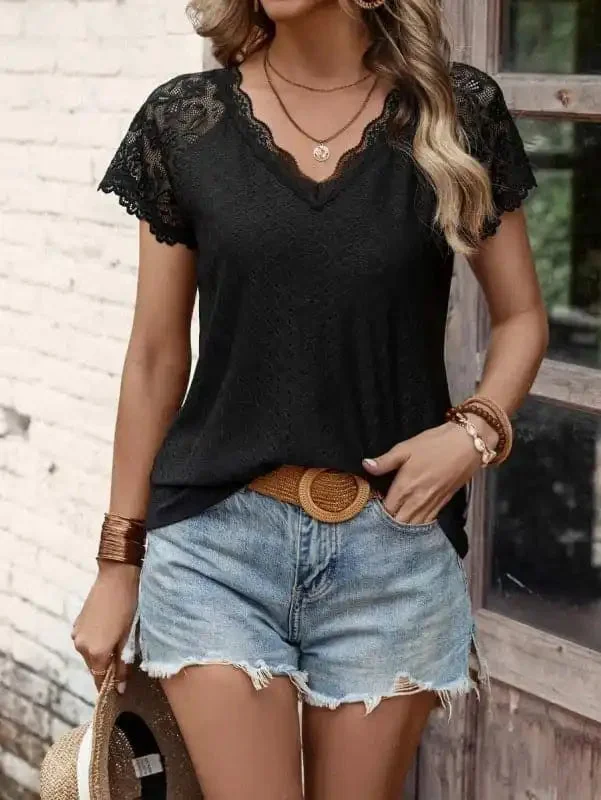 Women’s Solid Color Lace Trim Blouse